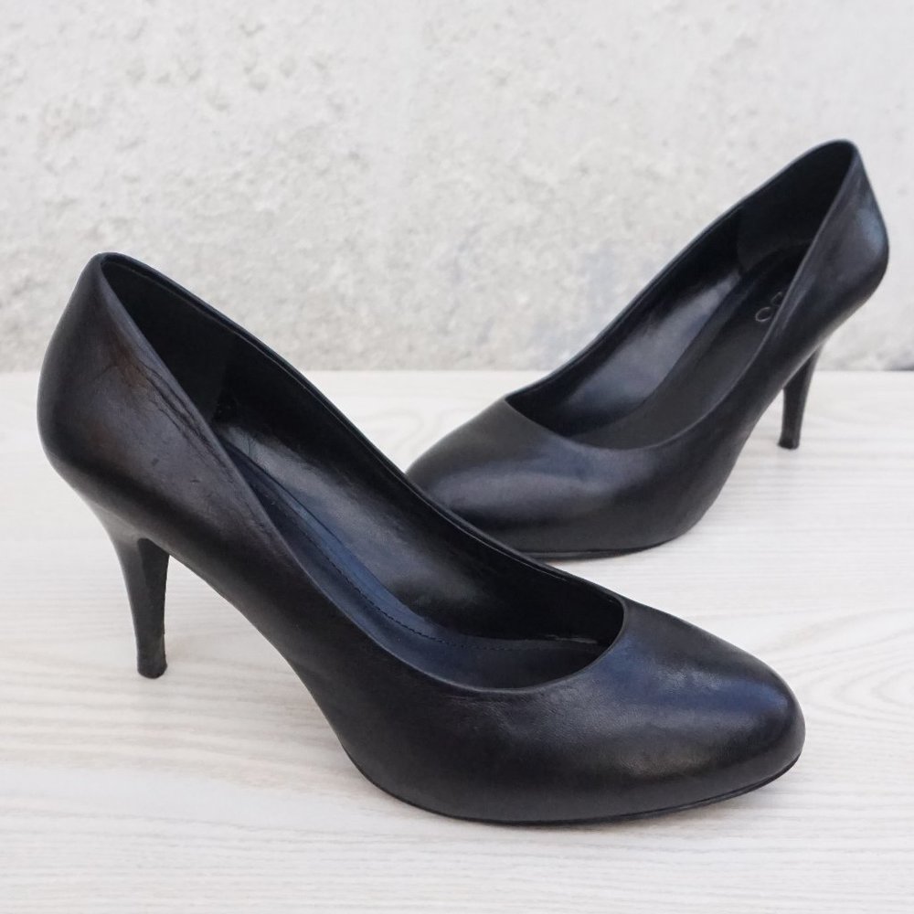 ALDO Classic Black Patent Leather Gothic Heels